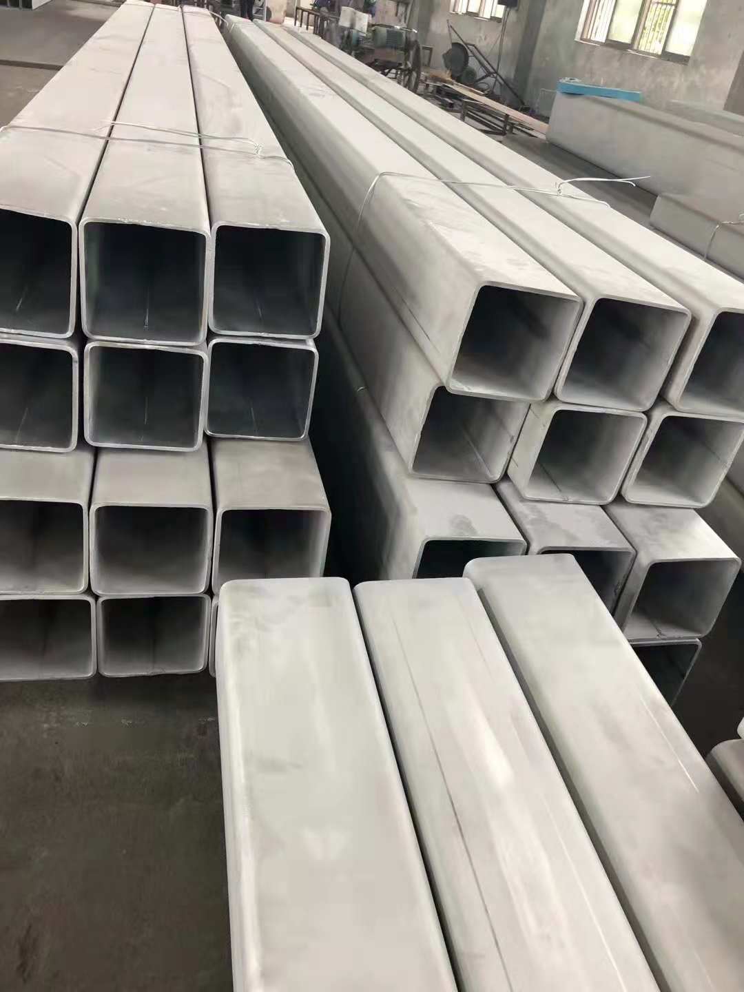 非標不銹鋼矩形管定做